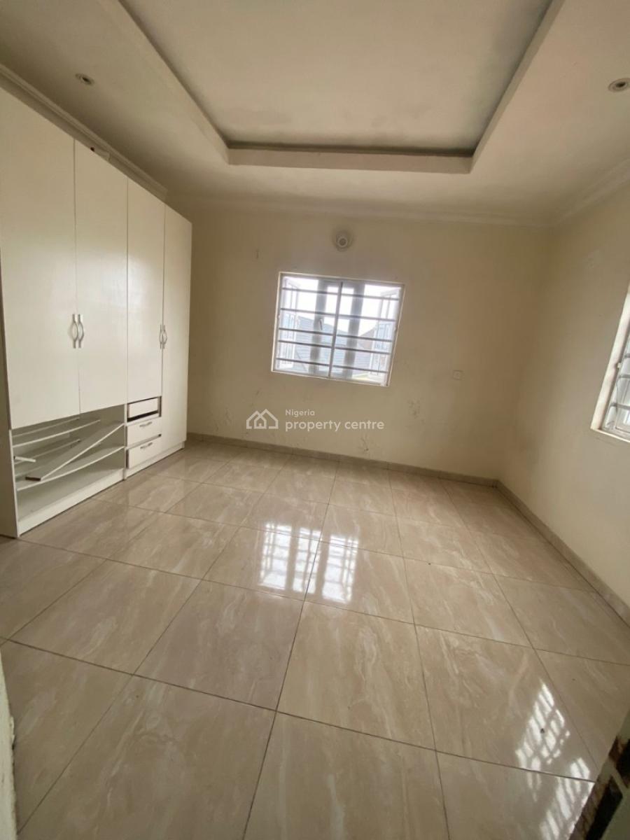 Spacious 2 Bedroom Flat, Sangotedo, Ajah, Lagos, Flat / Apartment for Rent