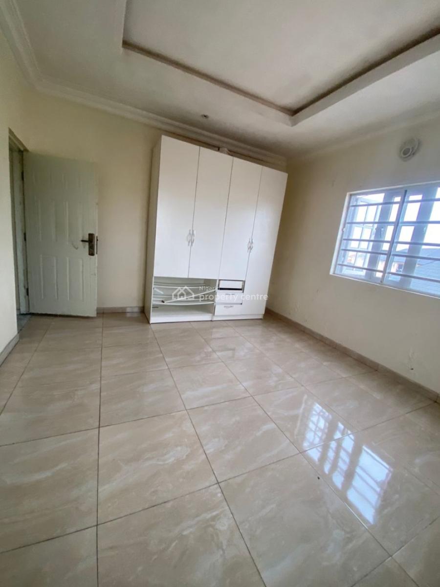 Spacious 2 Bedroom Flat, Sangotedo, Ajah, Lagos, Flat / Apartment for Rent