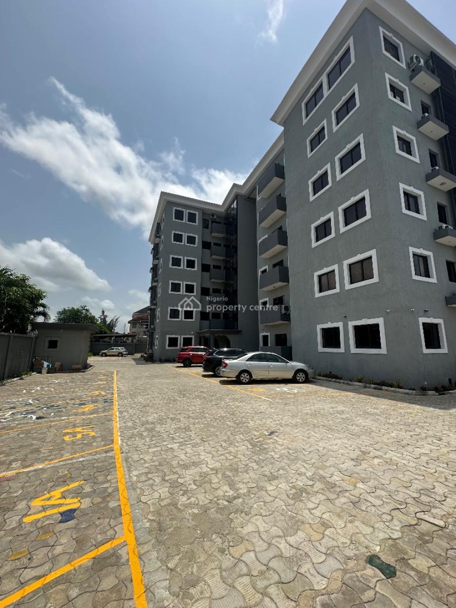 Massive 3 Bedroom Apartment, Off Esther Adeleke Or Studio 24, Lekki Phase 1, Lekki, Lagos, House for Rent