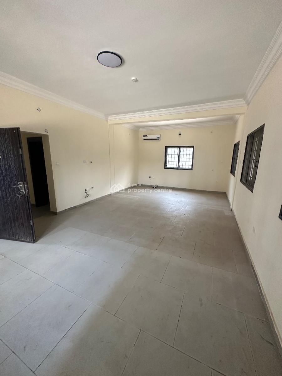 Massive 3 Bedroom Apartment, Off Esther Adeleke Or Studio 24, Lekki Phase 1, Lekki, Lagos, House for Rent
