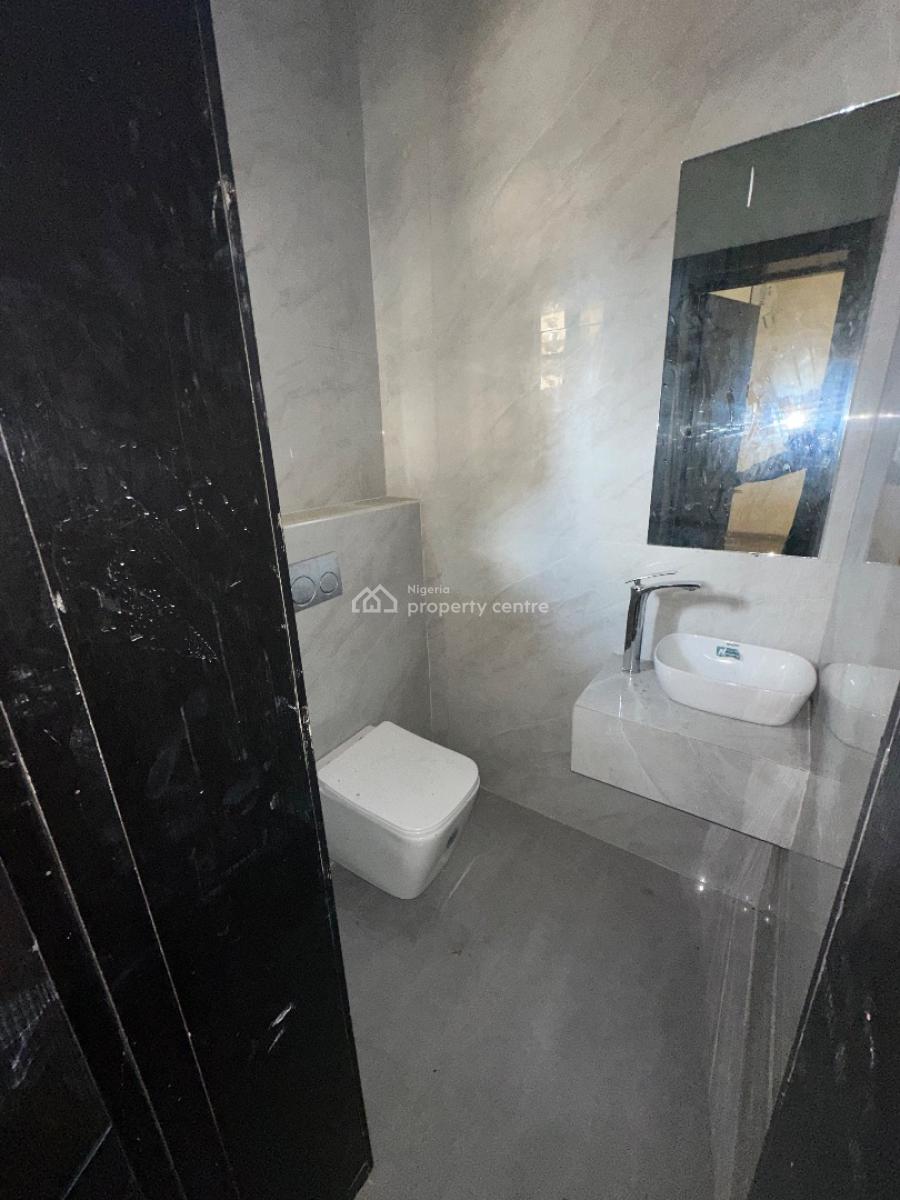 Massive 3 Bedroom Apartment, Off Esther Adeleke Or Studio 24, Lekki Phase 1, Lekki, Lagos, House for Rent