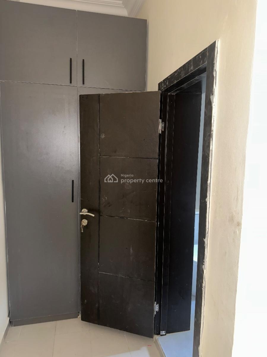 Massive 3 Bedroom Apartment, Off Esther Adeleke Or Studio 24, Lekki Phase 1, Lekki, Lagos, House for Rent