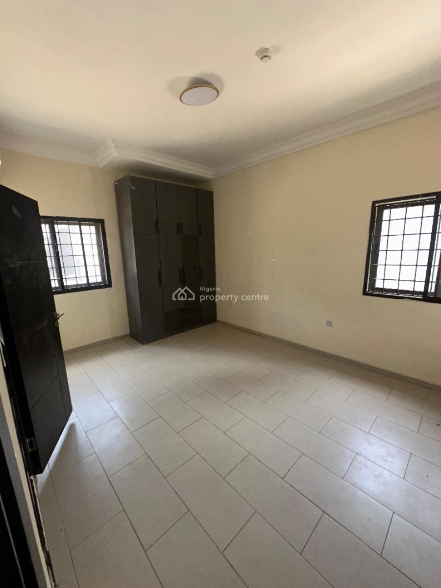 Massive 3 Bedroom Apartment, Off Esther Adeleke Or Studio 24, Lekki Phase 1, Lekki, Lagos, House for Rent
