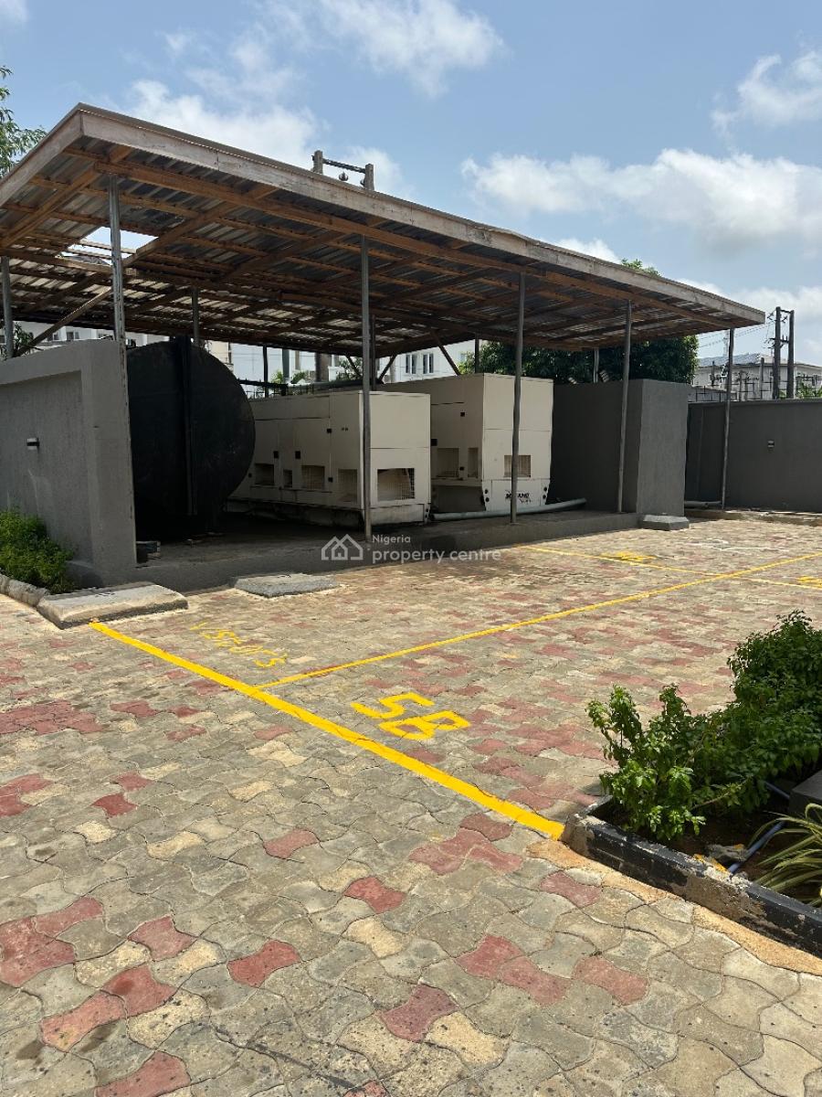 Massive 3 Bedroom Apartment, Off Esther Adeleke Or Studio 24, Lekki Phase 1, Lekki, Lagos, House for Rent