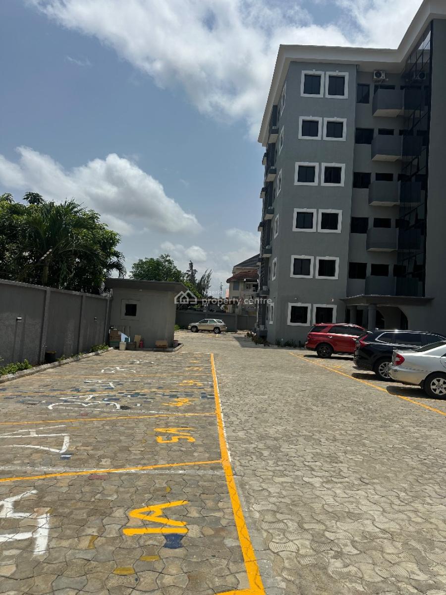 Massive 3 Bedroom Apartment, Off Esther Adeleke Or Studio 24, Lekki Phase 1, Lekki, Lagos, House for Rent
