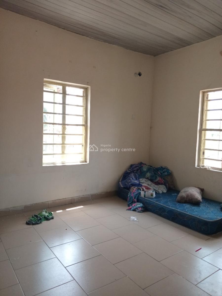 Spacious 2 Bedroom Flat Upstairs, Ogombo, Ajah, Lagos, Flat / Apartment for Rent