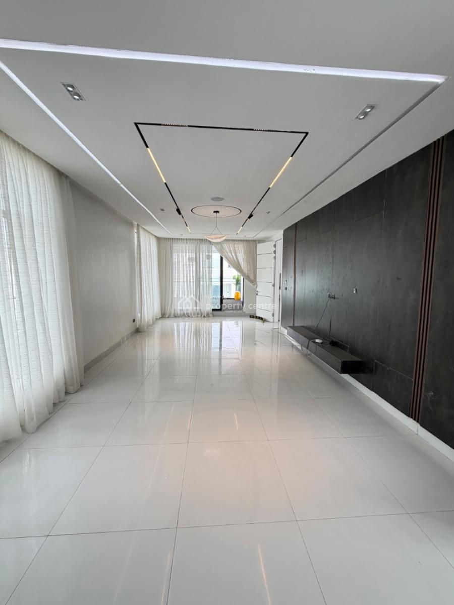 Spacious 6 Bedroom Fully Detached House with Elevator, Chevron, Lekki, Lagos, Detached Duplex for Sale