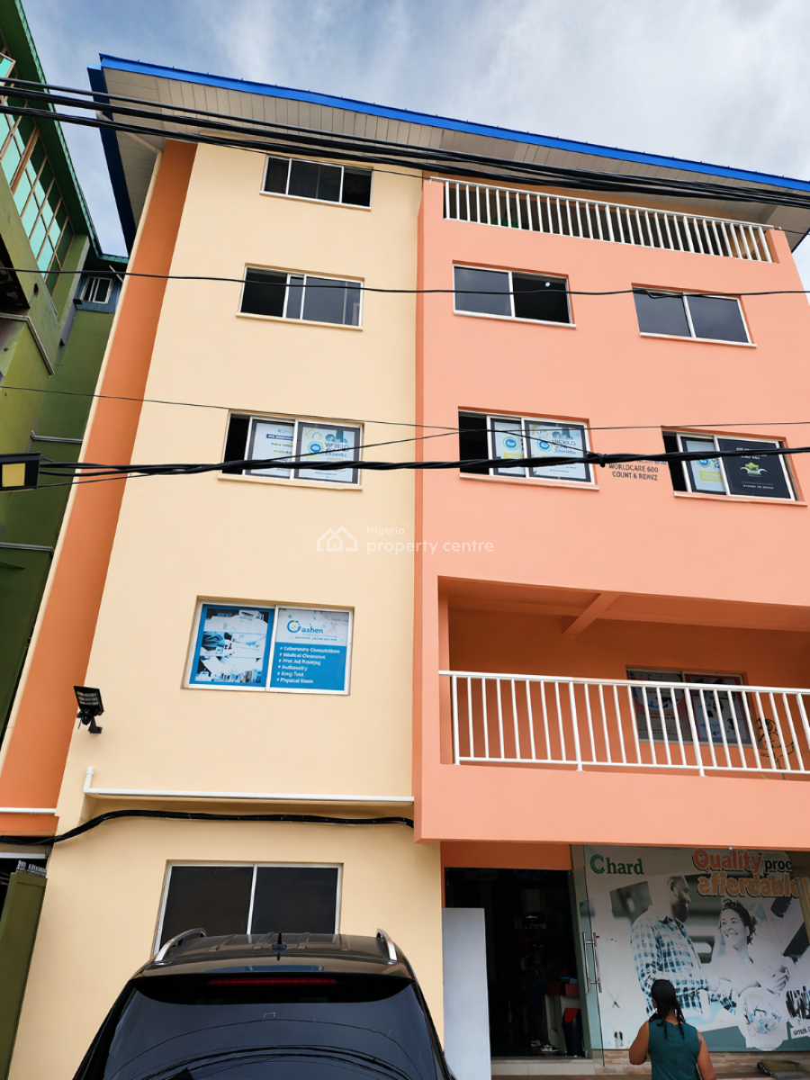 210sqm Office Space Available in a Good Area, Off Herbert Macaulay, Way, Alagomeji, Yaba, Lagos, Office Space for Rent