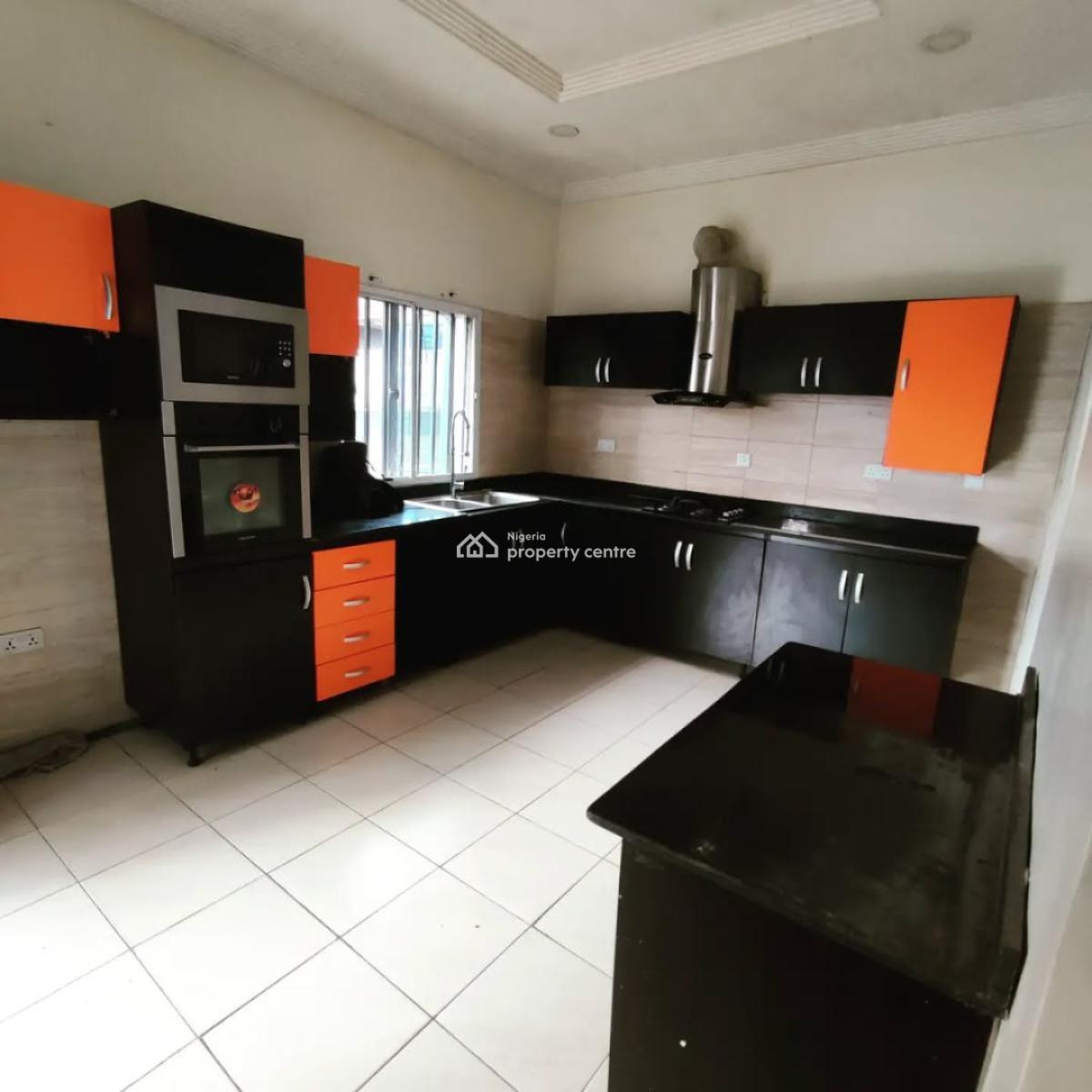 4 Bedroom House with Bq, Domino Road, Ologolo, Lekki, Lagos, Semi-detached Duplex for Rent