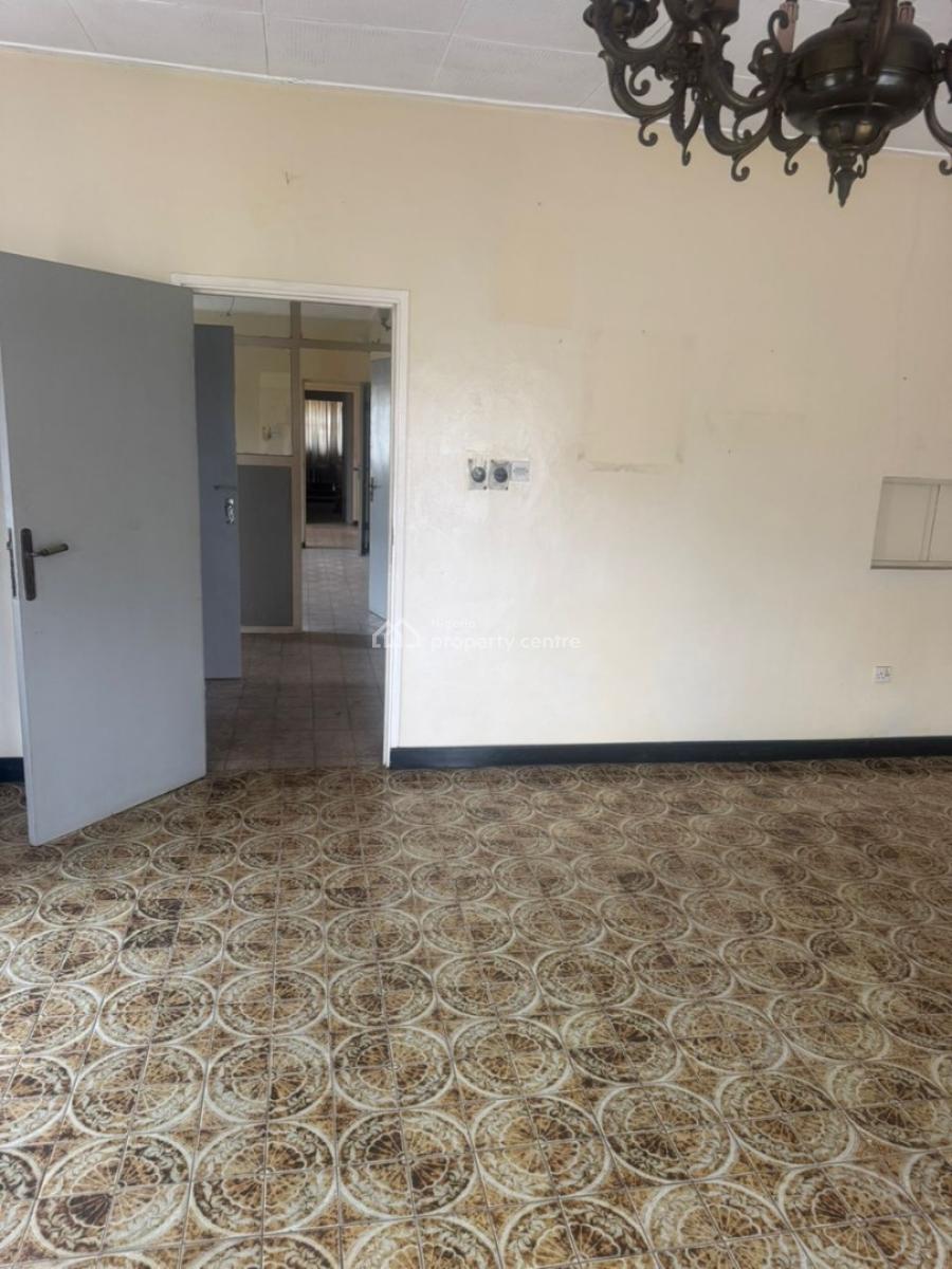 Spacious Detached 3 Bedroom Bungalow for Office/commercial Use Only, Tafabalewa Crescent, Adeniran Ogunsanya, Surulere, Lagos, Detached Bungalow for Rent