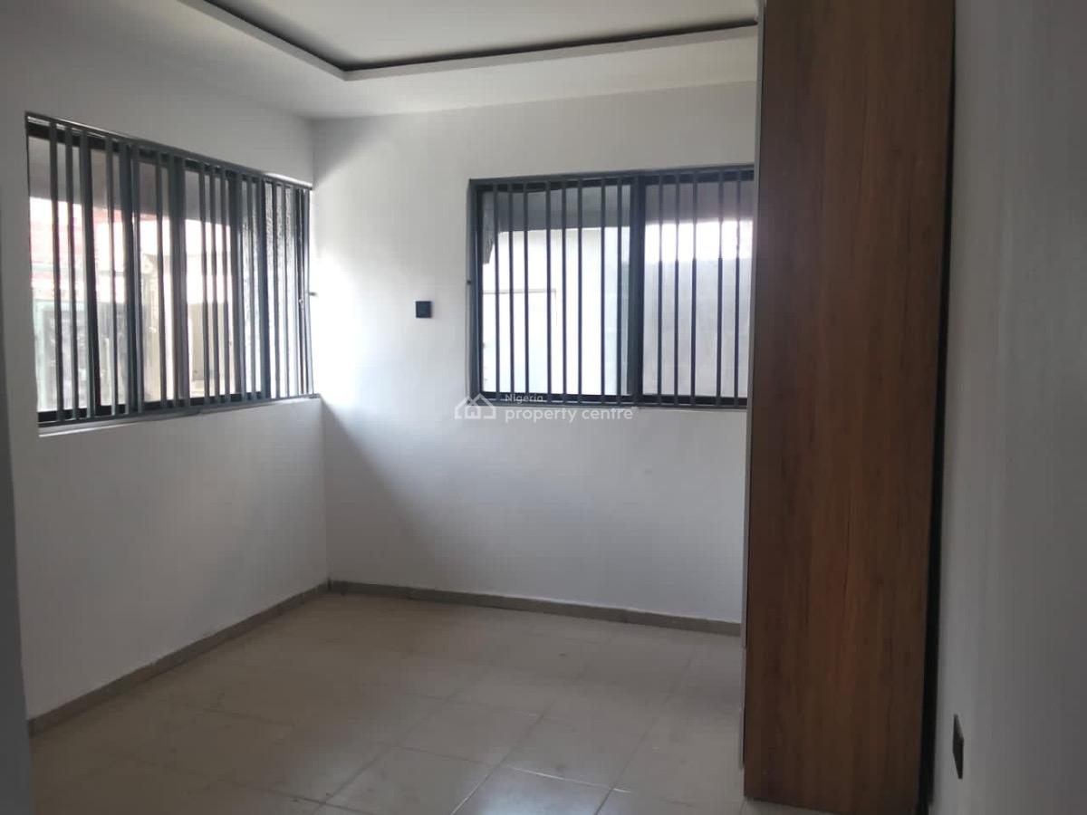 Executive and Spacious 3 Bedroom Flat, Maryland, Lagos, Flat / Apartment for Rent