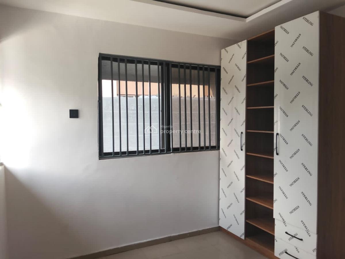Executive and Spacious 3 Bedroom Flat, Maryland, Lagos, Flat / Apartment for Rent