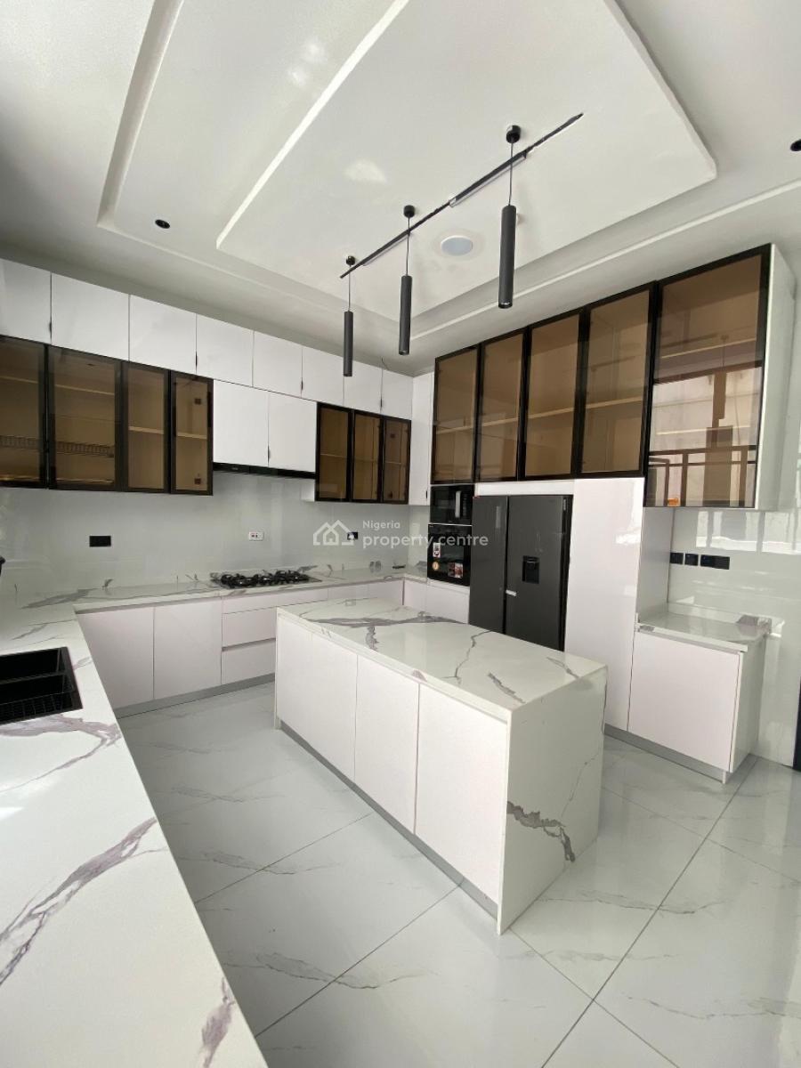 Move Into a 5 Bedroom Fully Detached, Osapa, Lekki, Lagos, Detached Duplex for Sale