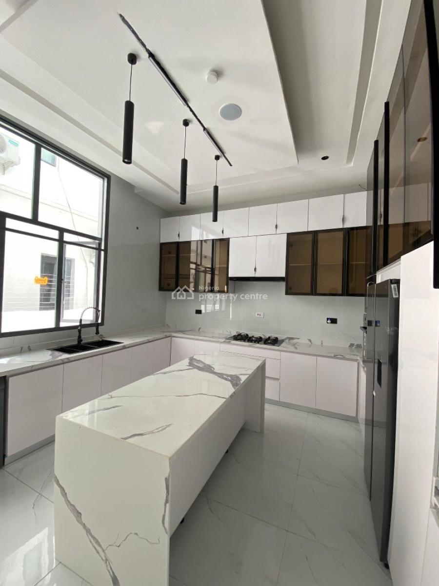 Move Into a 5 Bedroom Fully Detached, Osapa, Lekki, Lagos, Detached Duplex for Sale