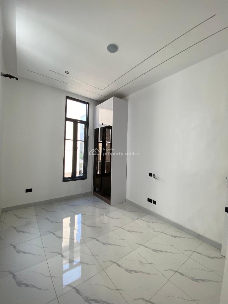 Move Into a 5 Bedroom Fully Detached, Osapa, Lekki, Lagos, Detached Duplex for Sale