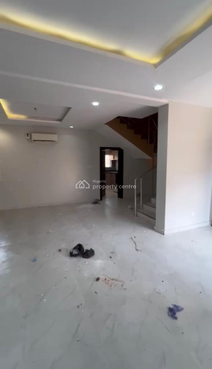 Well Furnished 4 Bedroom Terrace Duplex, Surulere, Lagos, Terraced Duplex for Sale