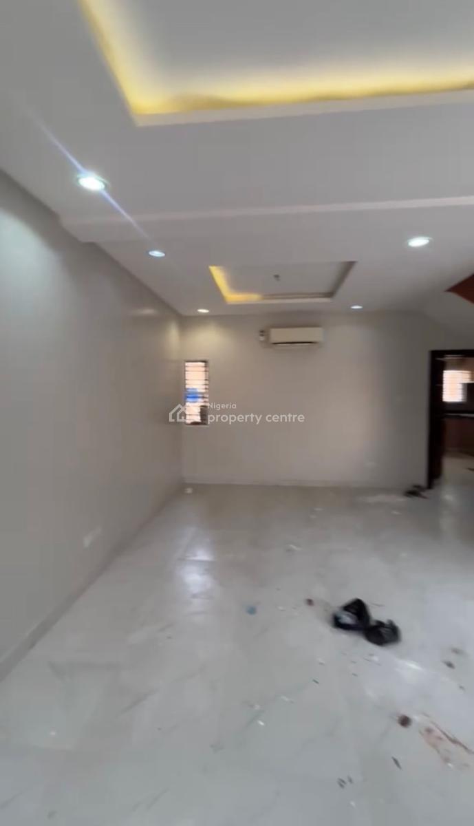 Well Furnished 4 Bedroom Terrace Duplex, Surulere, Lagos, Terraced Duplex for Sale