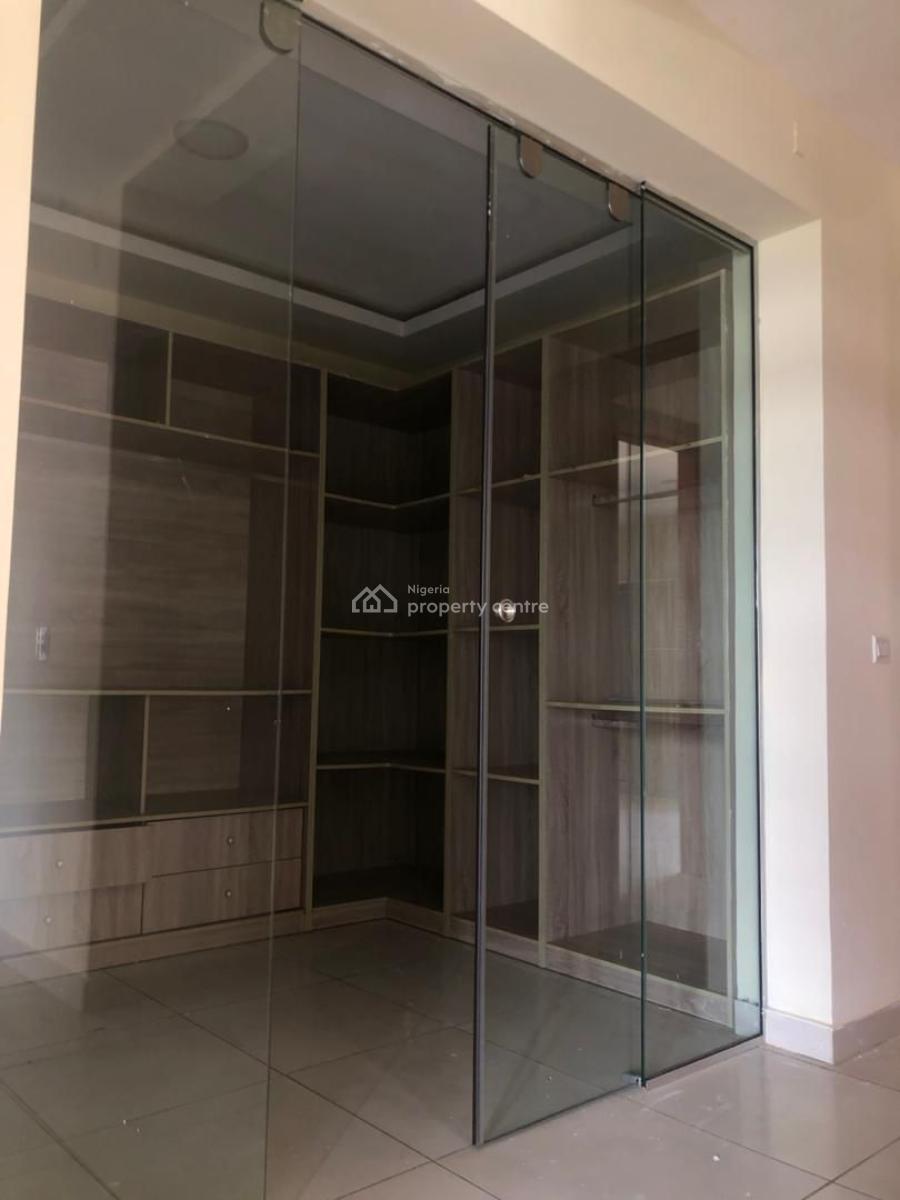 a Fully Finished 3 Bedroom Apartment, Lekki Phase 1, Lekki, Lagos, Flat / Apartment for Rent