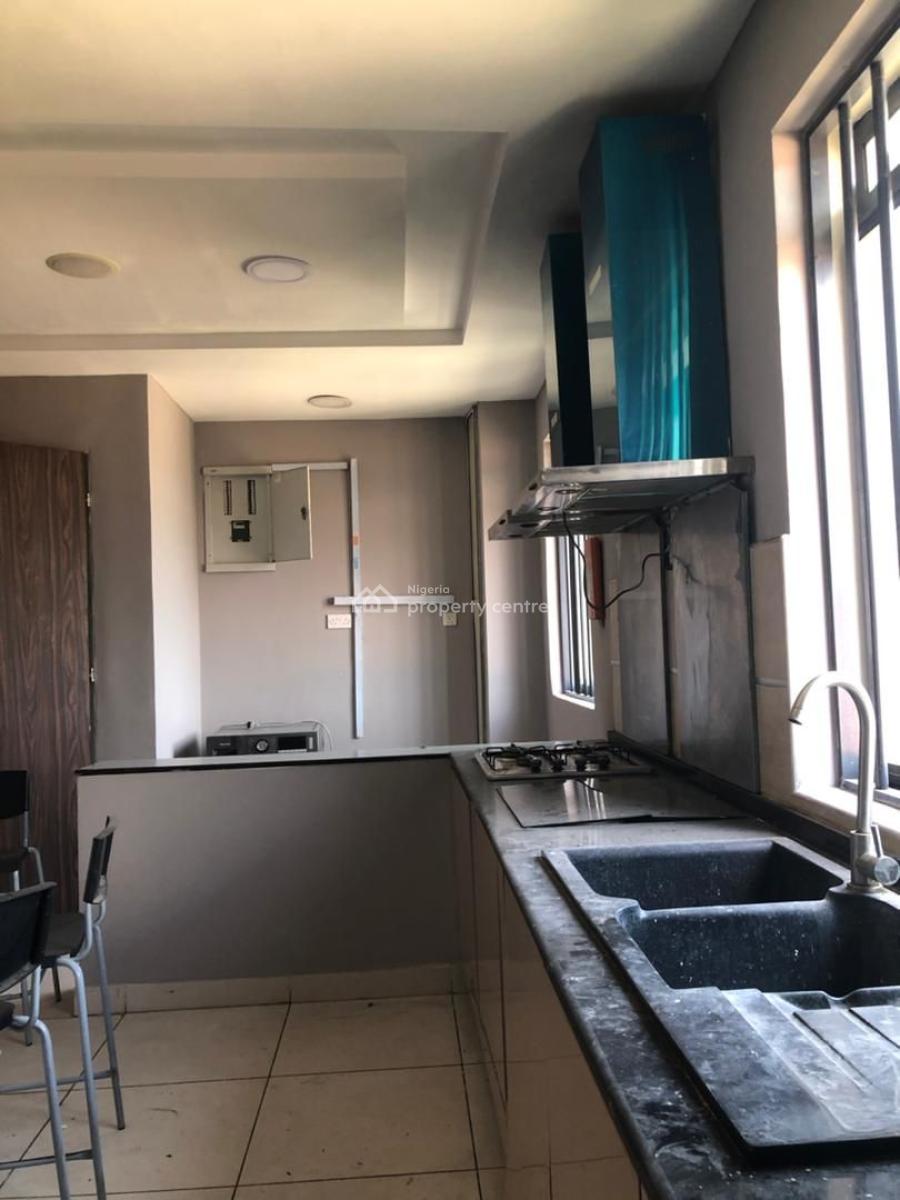 a Fully Finished 3 Bedroom Apartment, Lekki Phase 1, Lekki, Lagos, Flat / Apartment for Rent