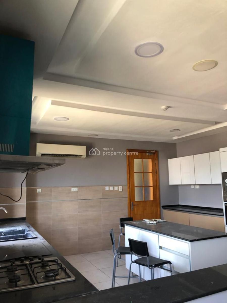 a Fully Finished 3 Bedroom Apartment, Lekki Phase 1, Lekki, Lagos, Flat / Apartment for Rent