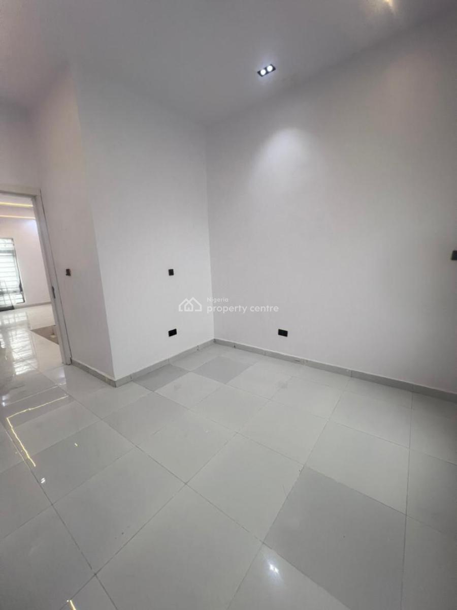 Elegant Newly Built 3 Bedroom Terrace with Bq in a Secure Estate, Orchid, Lekki, Lagos, Terraced Duplex for Sale