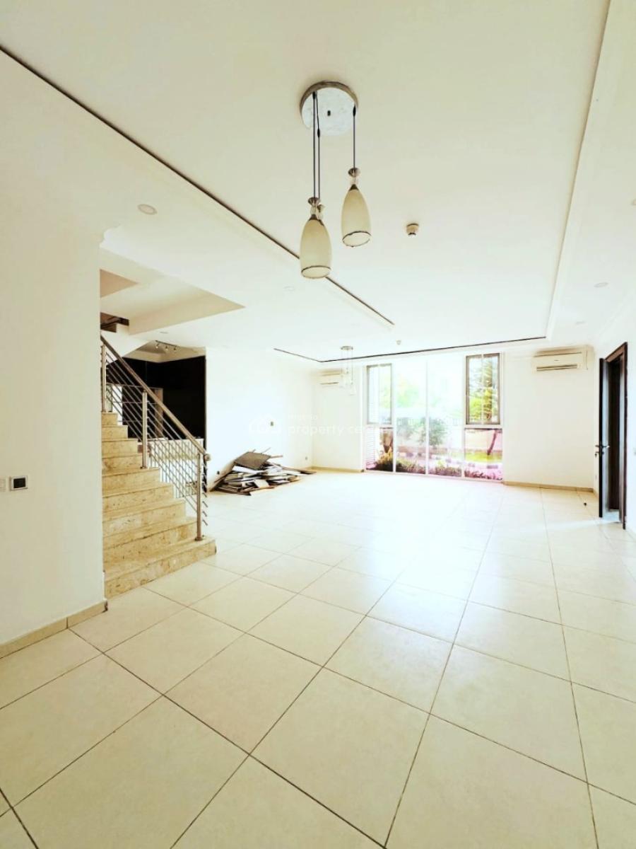 Well Maintained Four Bedroom Terrace House with Bq, Banana Island, Ikoyi, Lagos, Terraced Duplex for Rent