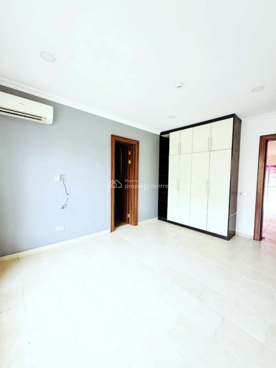 Well Maintained Four Bedroom Terrace House with Bq, Banana Island, Ikoyi, Lagos, Terraced Duplex for Rent
