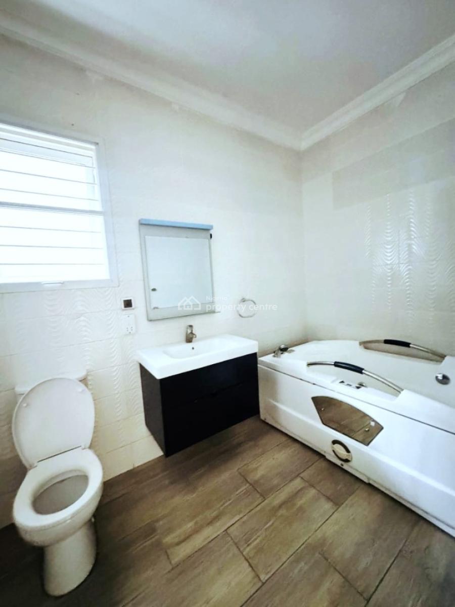 Well Maintained Four Bedroom Terrace House with Bq, Banana Island, Ikoyi, Lagos, Terraced Duplex for Rent