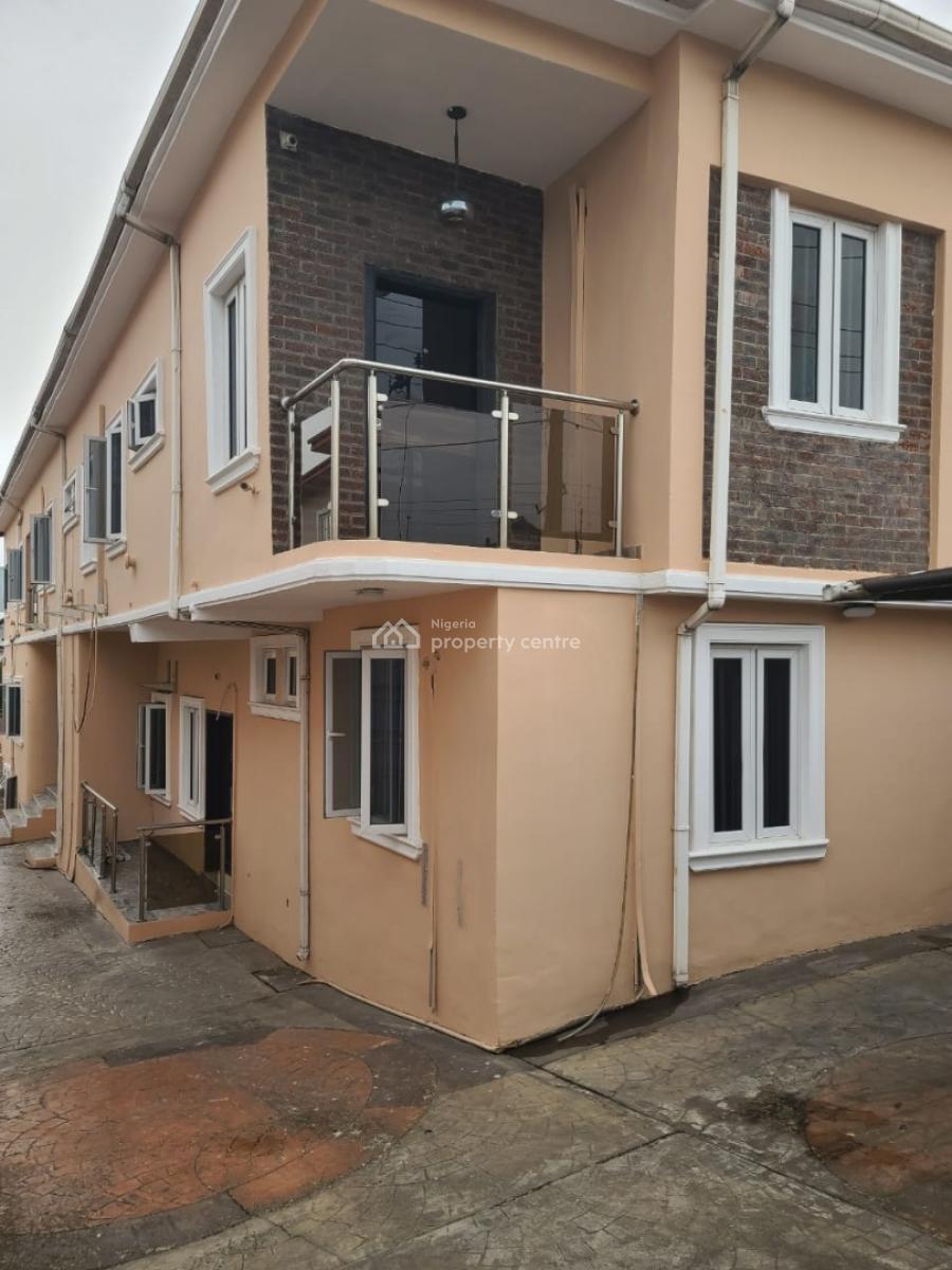 Decent 4 Bedrooms Terraced Duplex with a Room Bq, Gra Phase 2, Magodo, Lagos, Terraced Duplex for Rent