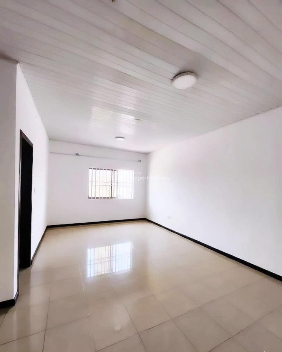 5 Bedrooms Semi-detached Duplex + Bq  for Office Use., Lekki Phase 1, Lekki, Lagos, Office Space for Rent