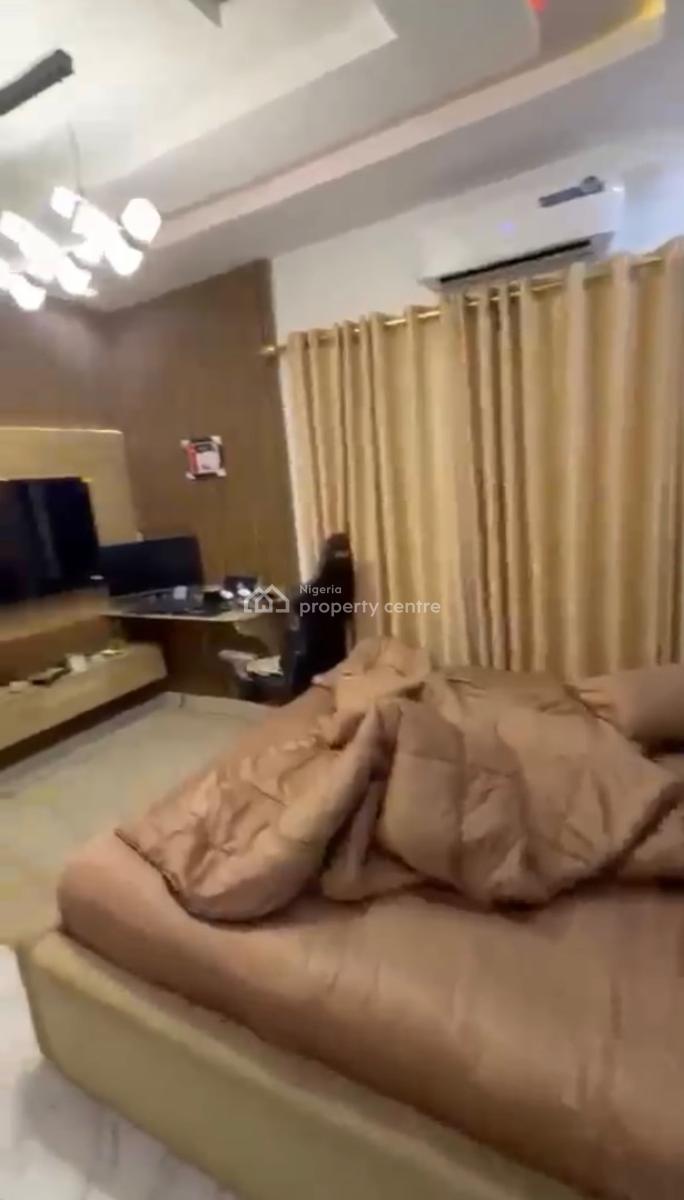 Fully Furnished Standard 2 Bedrooms Flat, Alagomeji, Yaba, Lagos, Flat / Apartment for Rent