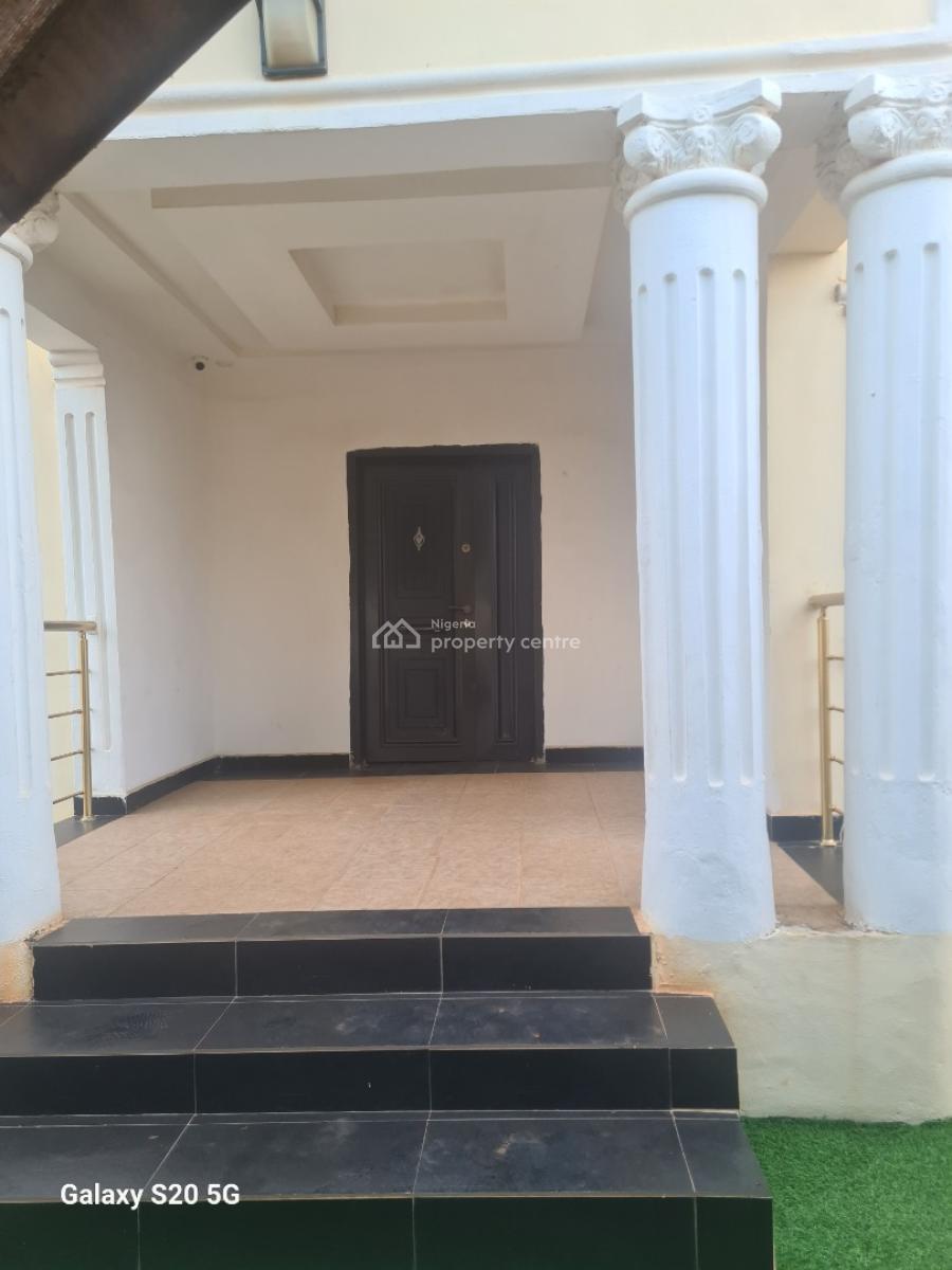 Executive 6 Bedrooms Bungalow, Radio Estate, Off Awolowo Road, Ikorodu, Lagos, Detached Bungalow for Sale