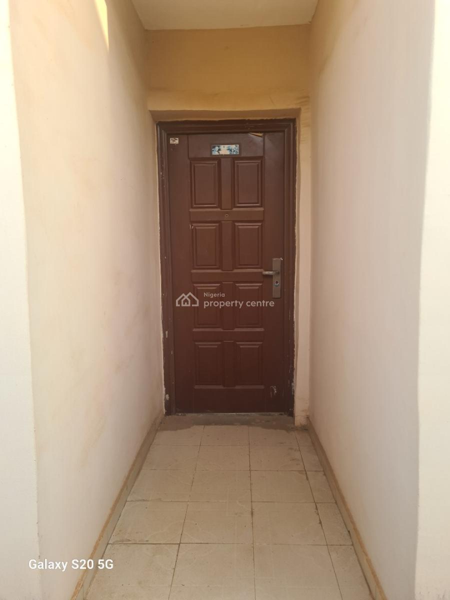 Executive 6 Bedrooms Bungalow, Radio Estate, Off Awolowo Road, Ikorodu, Lagos, Detached Bungalow for Sale