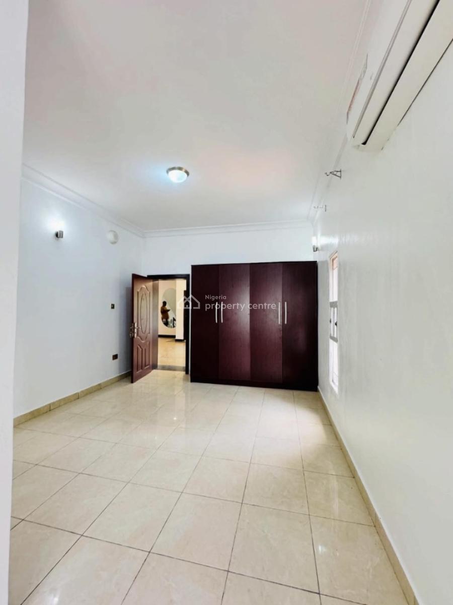 Well Built Four Bedroom Terrace, Banana Island, Ikoyi, Lagos, Terraced Duplex for Rent