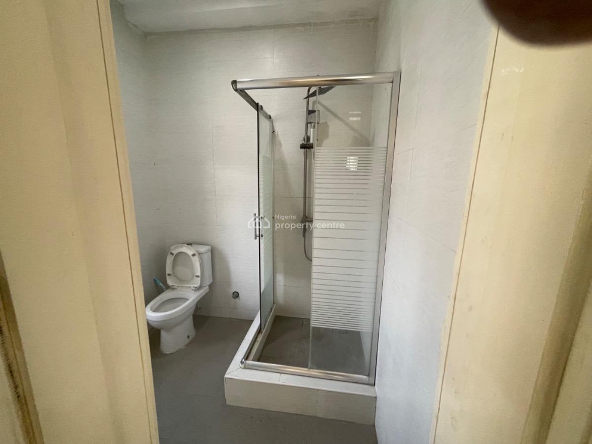 Well Maintained 3 Bedroom with Swimming Pool and Bq on 1st Floor, Lekki Phase 1, Lekki, Lagos, House for Rent