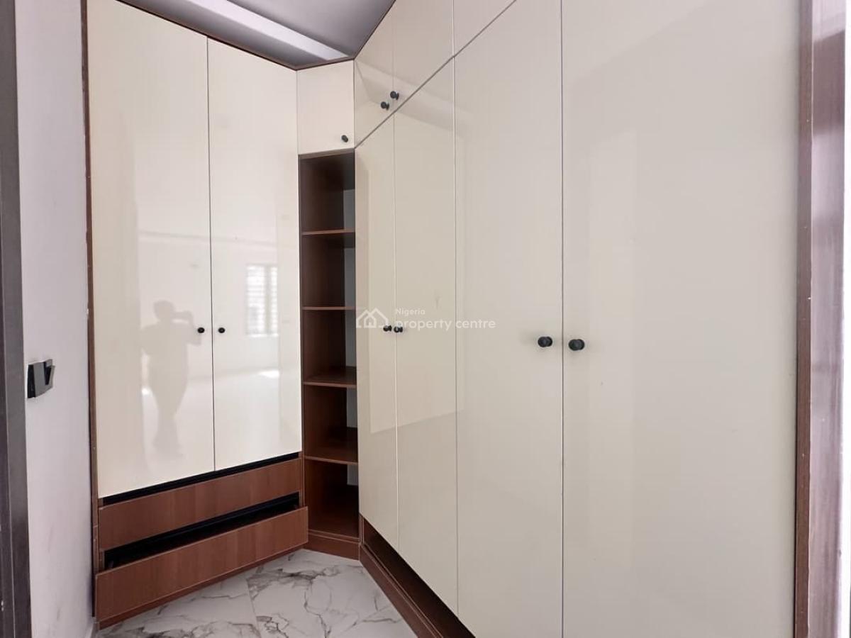 Luxury 2 Bedroom Apartment, Lekki Expressway, Lekki, Lagos, Flat / Apartment for Rent