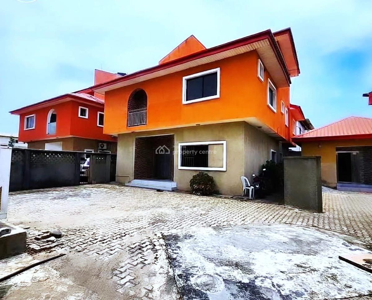Commercial 5 Bedroom Semi-detached Duplex + Bq, Lekki Phase 1, Lekki, Lagos, Office Space for Rent