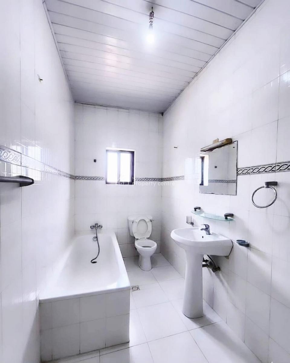 Commercial 5 Bedroom Semi-detached Duplex + Bq, Lekki Phase 1, Lekki, Lagos, Office Space for Rent