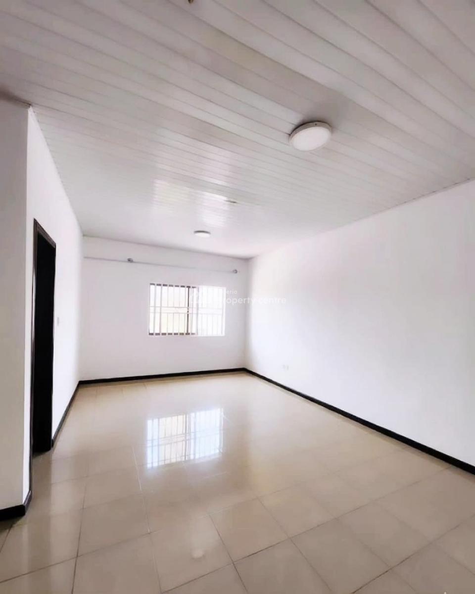 Commercial 5 Bedroom Semi-detached Duplex + Bq, Lekki Phase 1, Lekki, Lagos, Office Space for Rent