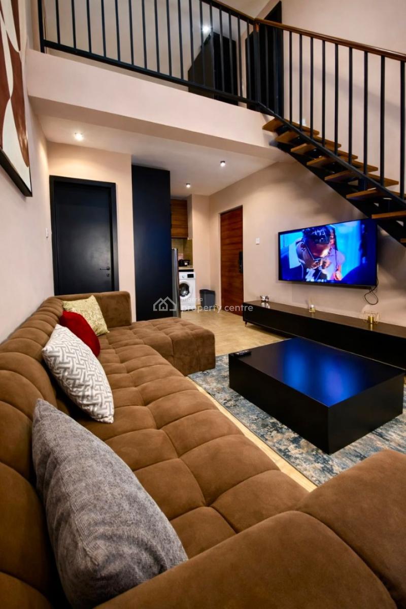 Stylish Studio Apartment with Juliet Balcony, City View and Rooftop, Opp. Train Terminal, Yaba, Lagos, Flat / Apartment Short Let