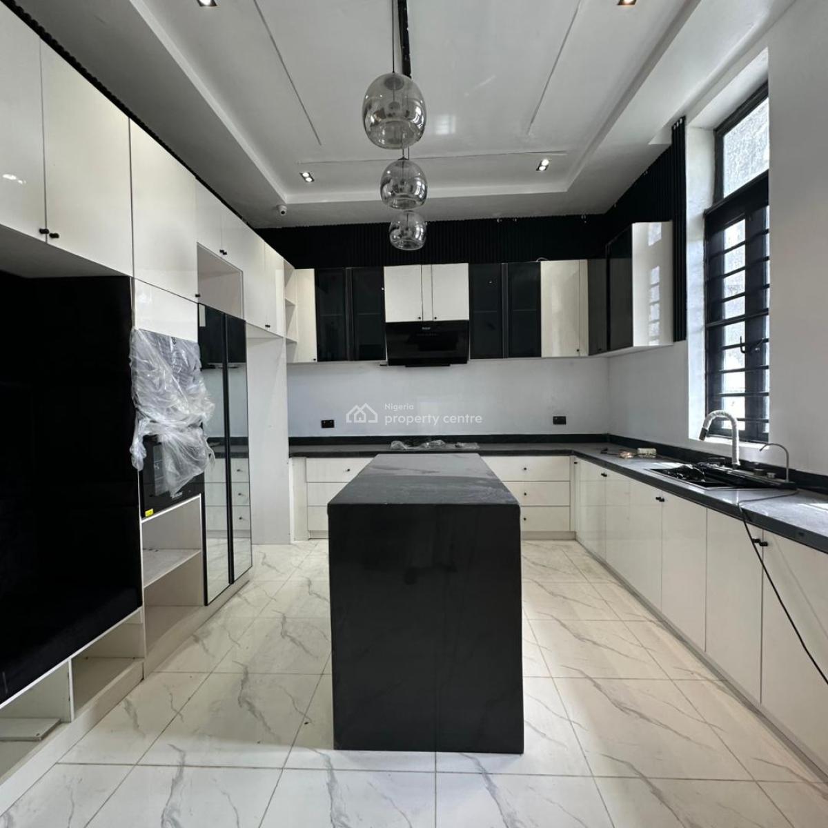 Luxurious 5 Bedroom Fully Detached Duplex with Bq, Vgc, Lekki, Lagos, Detached Duplex for Sale