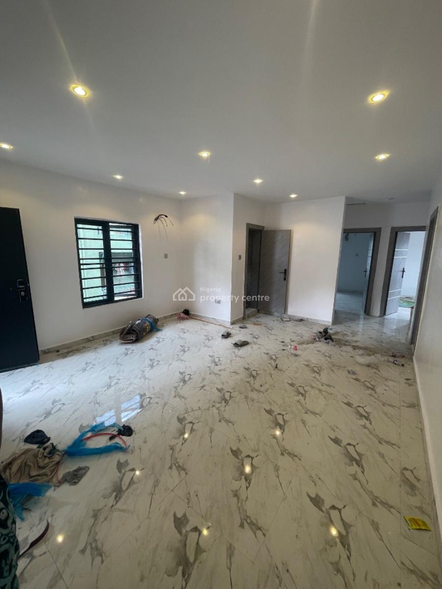 Newly Built 3-bedroom Flats Upstairs, Off Adekunle Kuye, Agbonyin, Surulere, Lagos, House for Rent