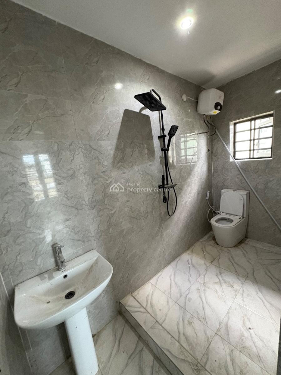 Newly Built 3-bedroom Flats Upstairs, Off Adekunle Kuye, Agbonyin, Surulere, Lagos, House for Rent