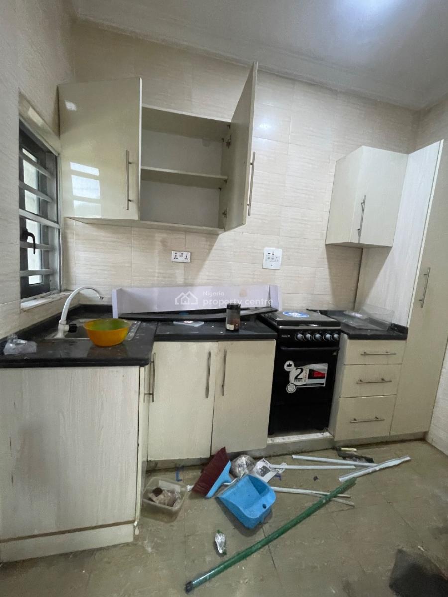 a Spacious 2 Bedroom Apartment, Lekki County, Ikota, Lekki, Lagos, Flat / Apartment for Rent