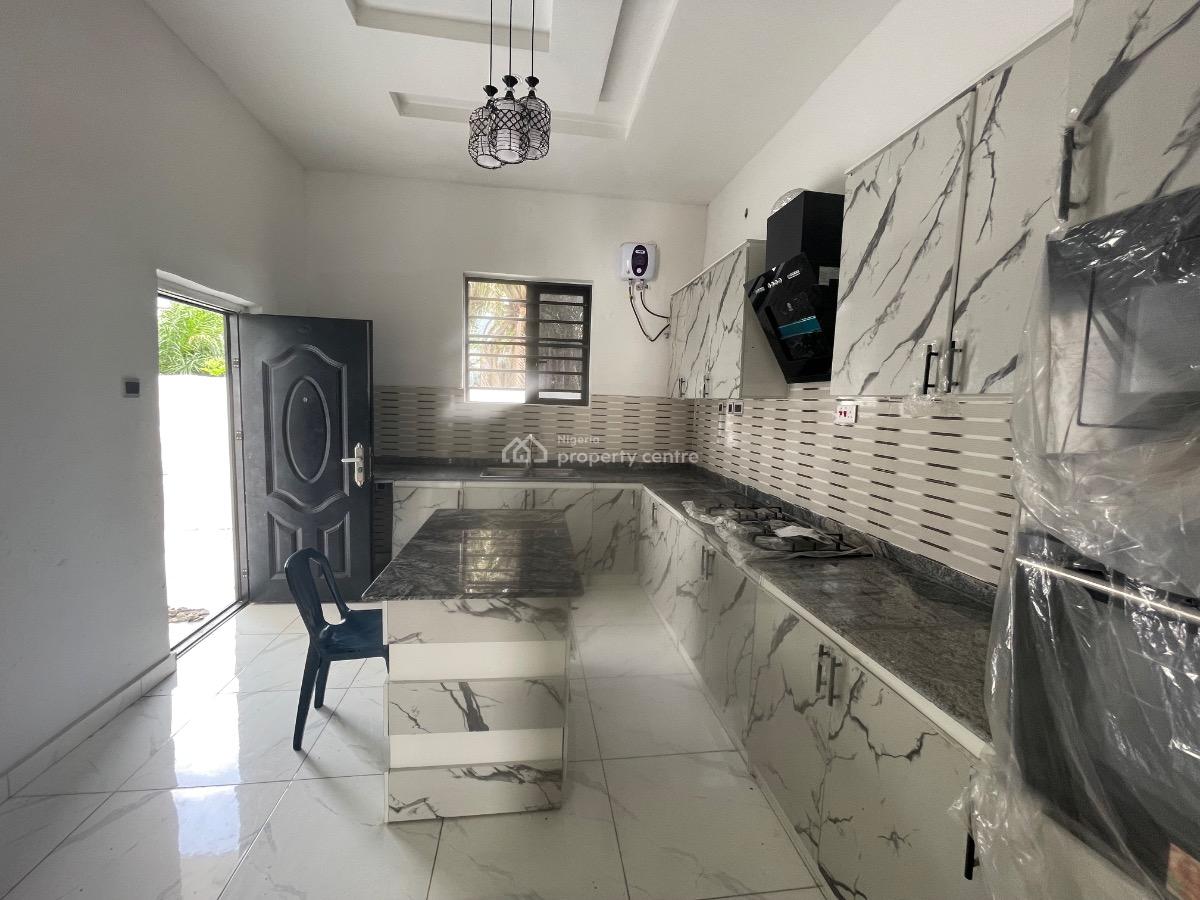 Standard 4 Bedroom Duplex, Sangotedo, Ajah, Lagos, Terraced Duplex for Sale