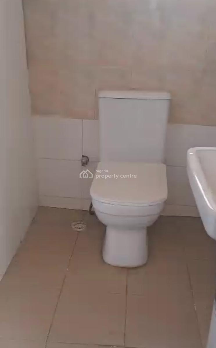 73sqm Office Space with En-suite  Restroom., Jabi, Abuja, Office Space for Rent