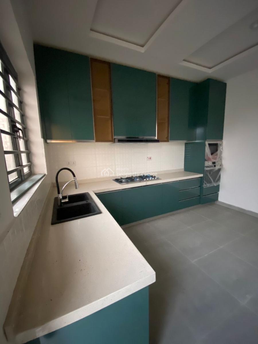 Hot Deal  14 Units 4 Bedrm Terrace +bq, Ikate, Ikate, Lekki, Lagos, Terraced Duplex for Sale