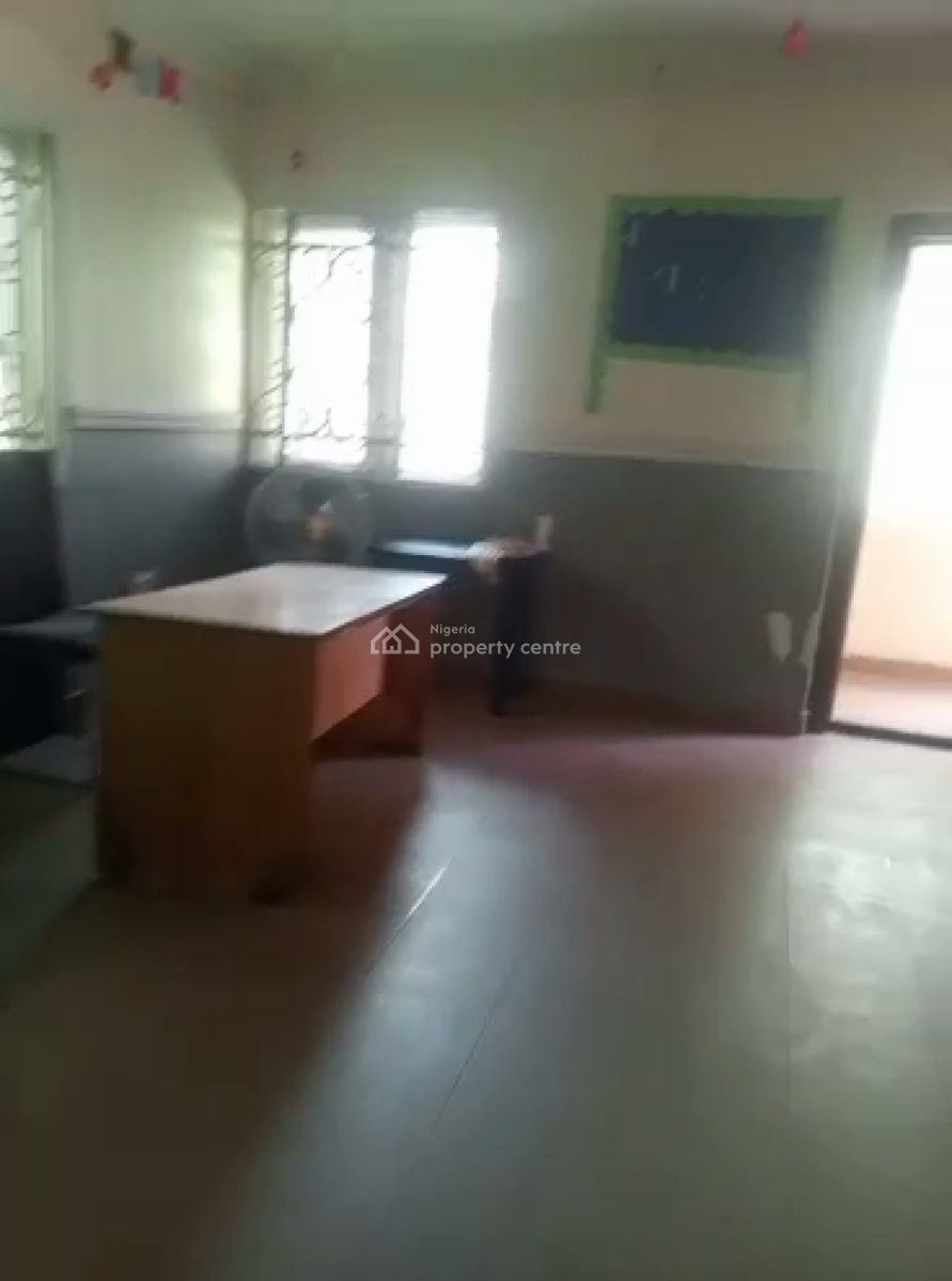 Rear Self Compound 3 Bedroom Bungalow + Bq, United Estate, Sangotedo, Ajah, Lagos, Detached Bungalow for Rent