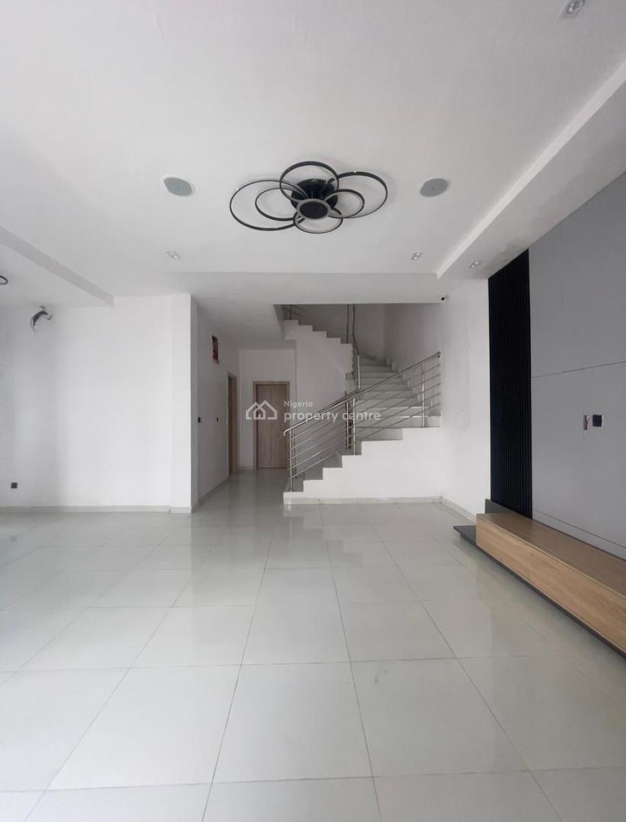 Fully Serviced 4 Bedroom Semi Detached Duplex with Bq, Vgc, Lekki, Lagos, Semi-detached Duplex for Sale