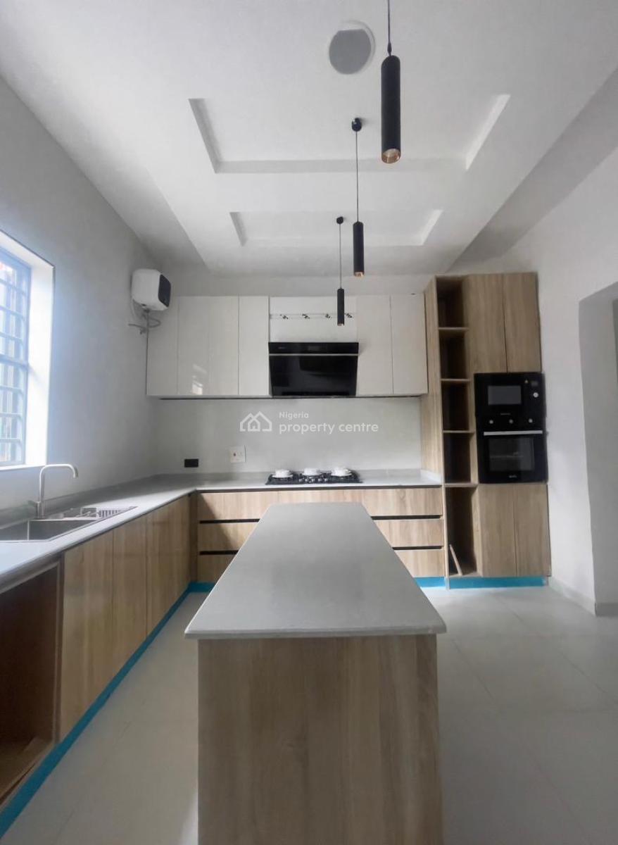 Fully Serviced 4 Bedroom Semi Detached Duplex with Bq, Vgc, Lekki, Lagos, Semi-detached Duplex for Sale